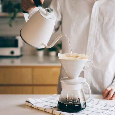 HARIO DKG-140-W Smart G Gooseneck Kettle, White, Precision Pour-Over Coffee Kettle